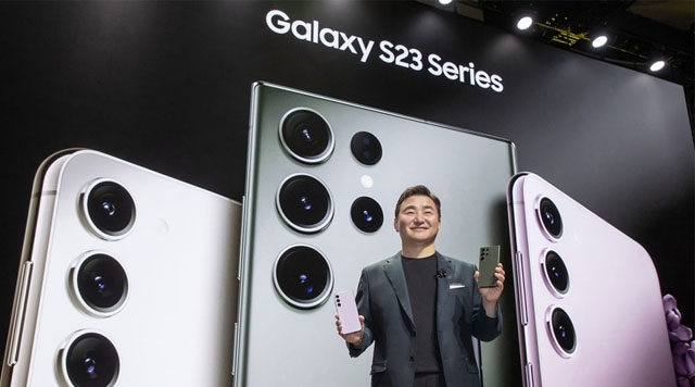 Triển khai Samsung Finance+ tại Việt Nam, Samsung và Apple cho thấy xu hướng mới của các ông lớn công nghệ